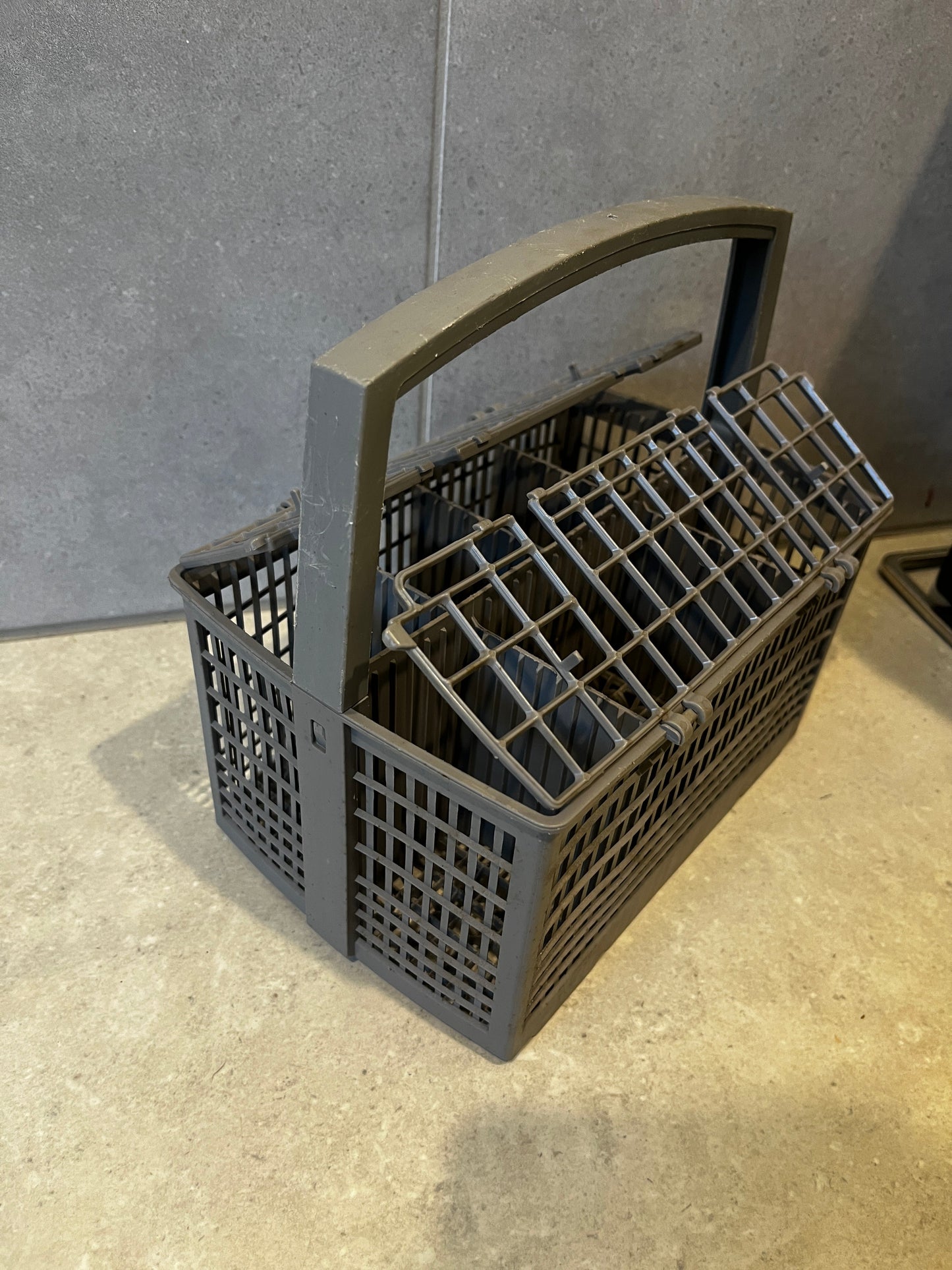 Genuine Bosch Dishwasher Cutlery Basket SMS40E08AU/48