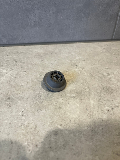 00165314 BOSCH DISHWASHER LOWER RACK ROLLER/WHEEL-SGI/SGS SERIES-GENUINE