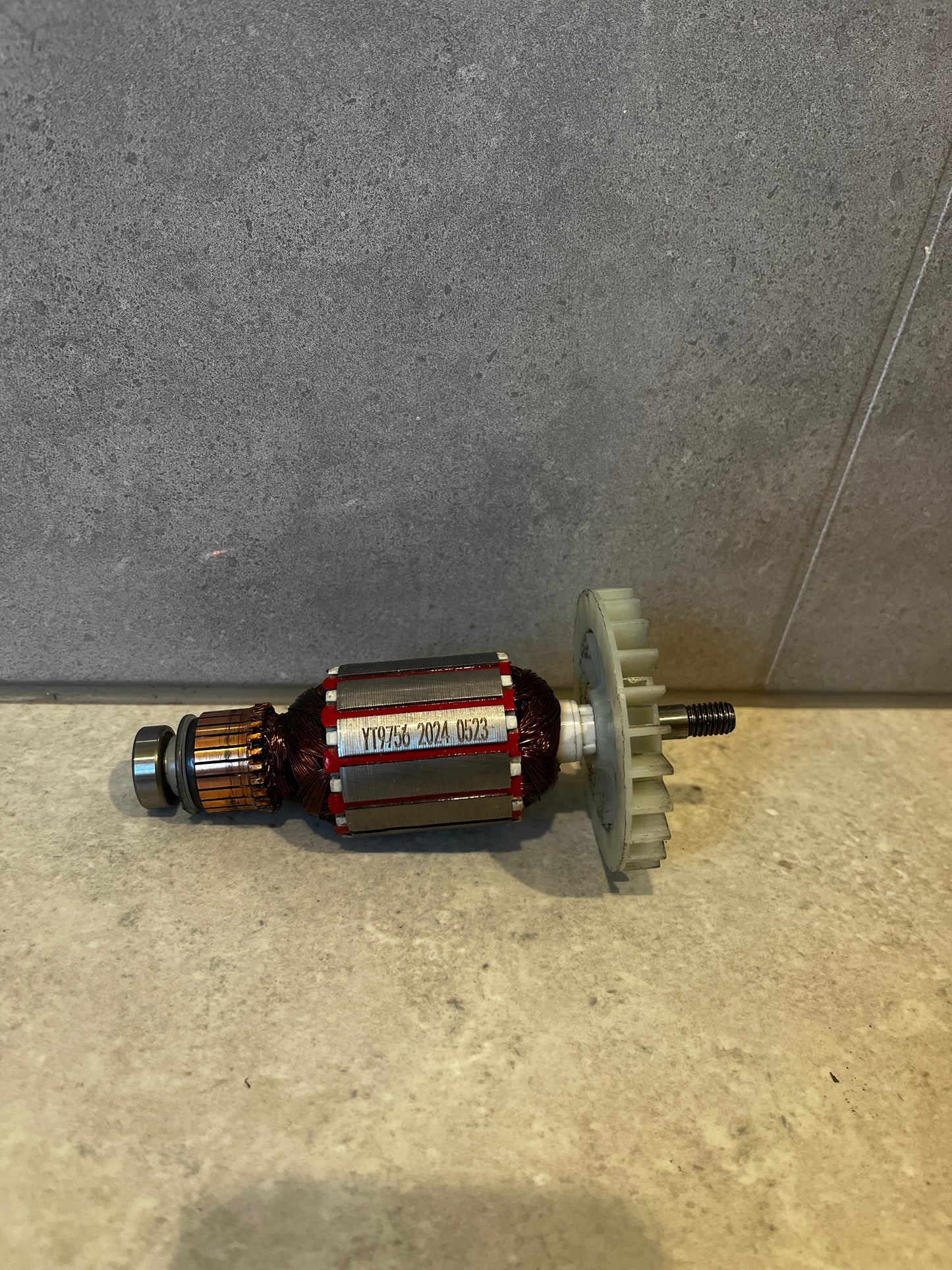 YT9756 2024 0523 Armature Suit Ozito Planer