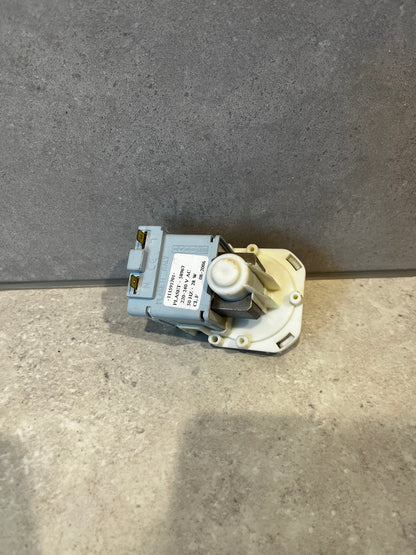 Electrolux - Drain pump - plaset 58967 - 28W 220-240VAC