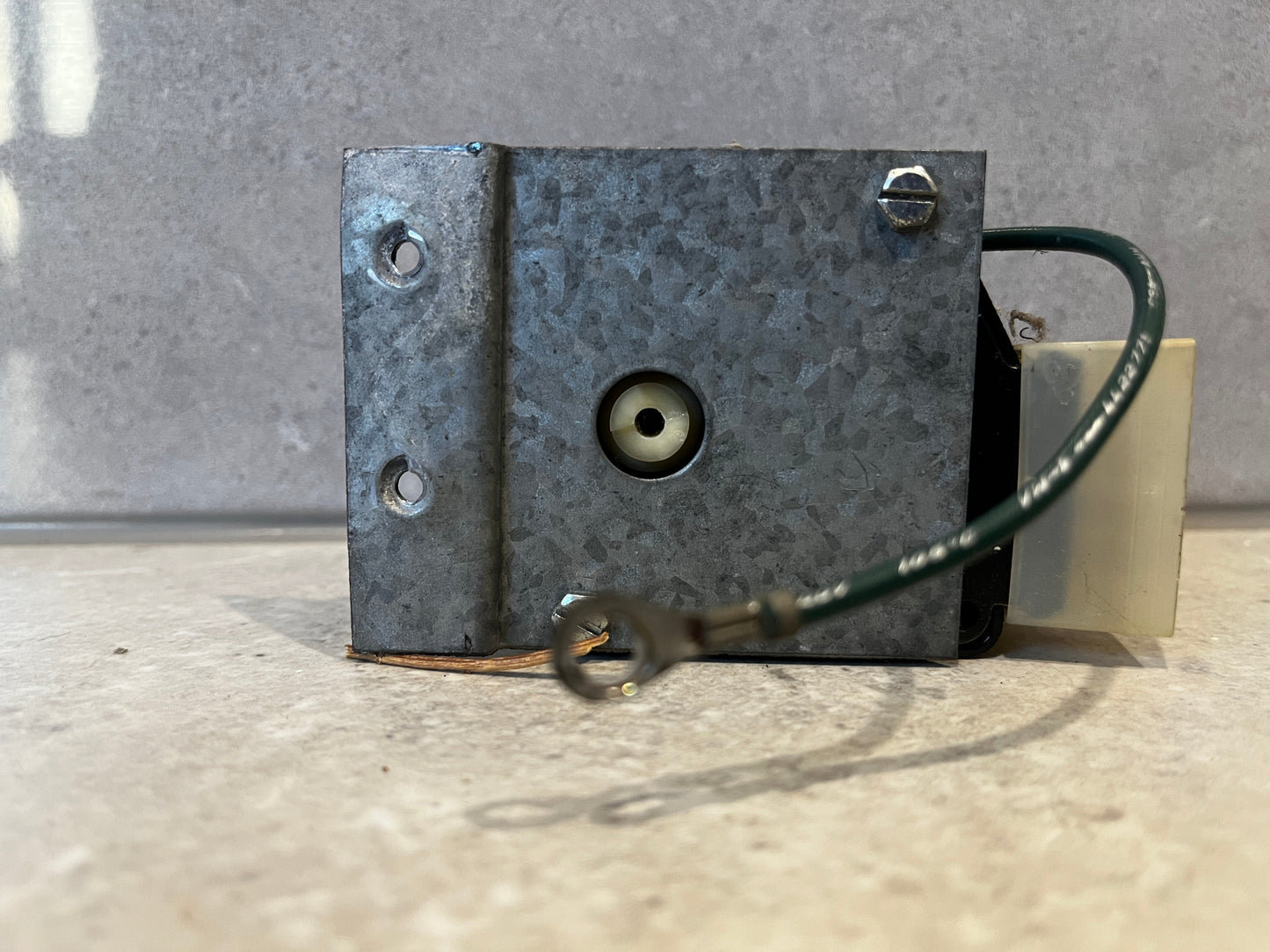 Kelvinator DRV-2 Timer 208-240V LRI4686 Defrost Timer 6 Hour 21 Minutes