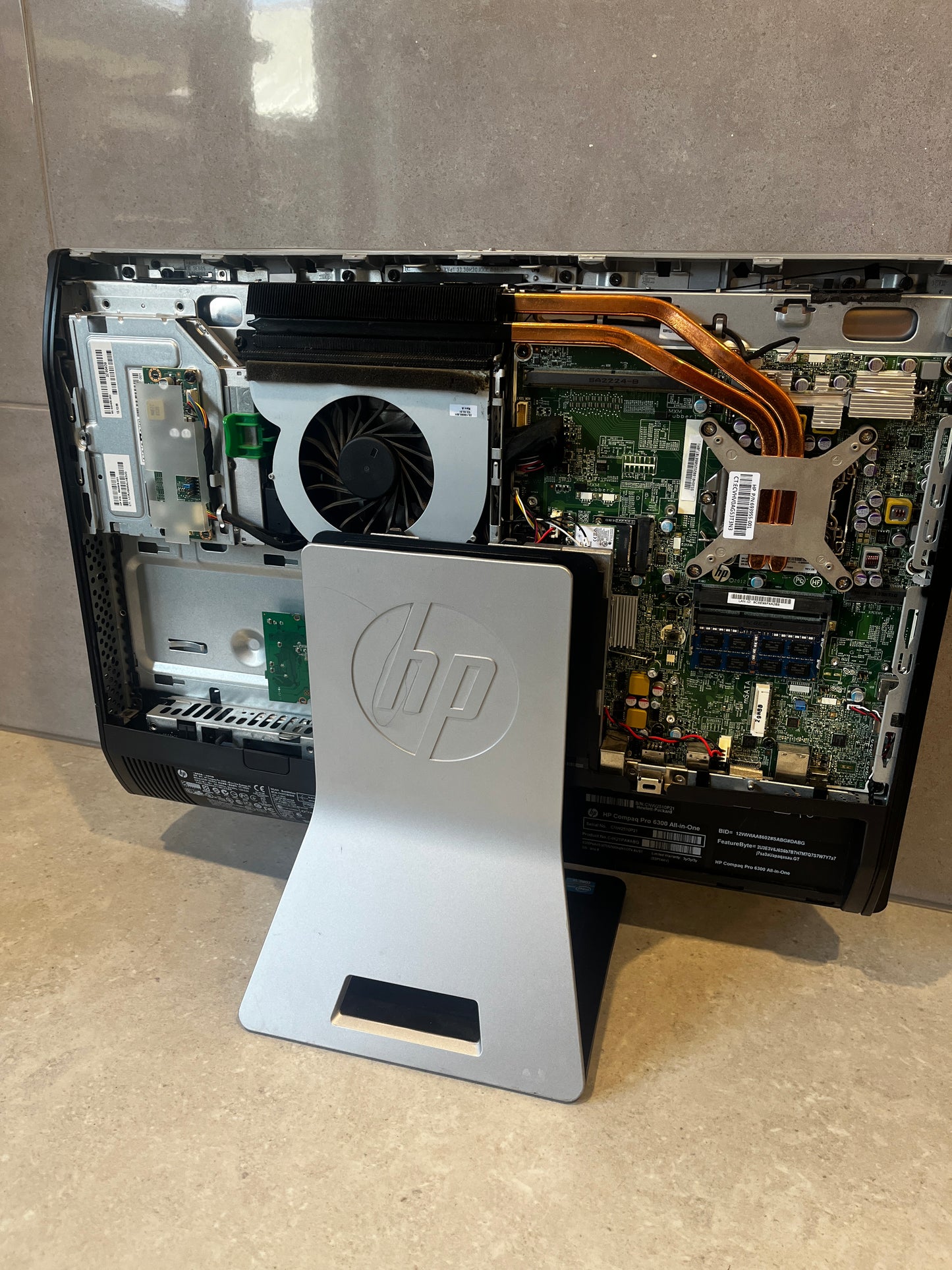 HP Compaq Pro 6300 All-In-One PC – Fast Wi-Fi – Zorin OS 18