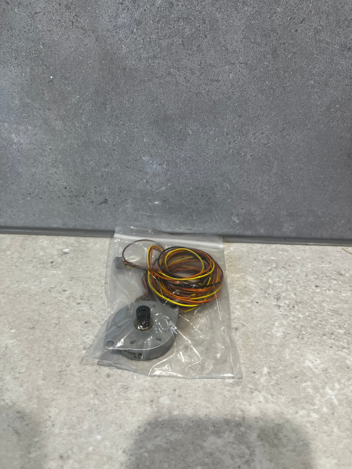 Mitsumi Stepper Motor M35SP-11NK