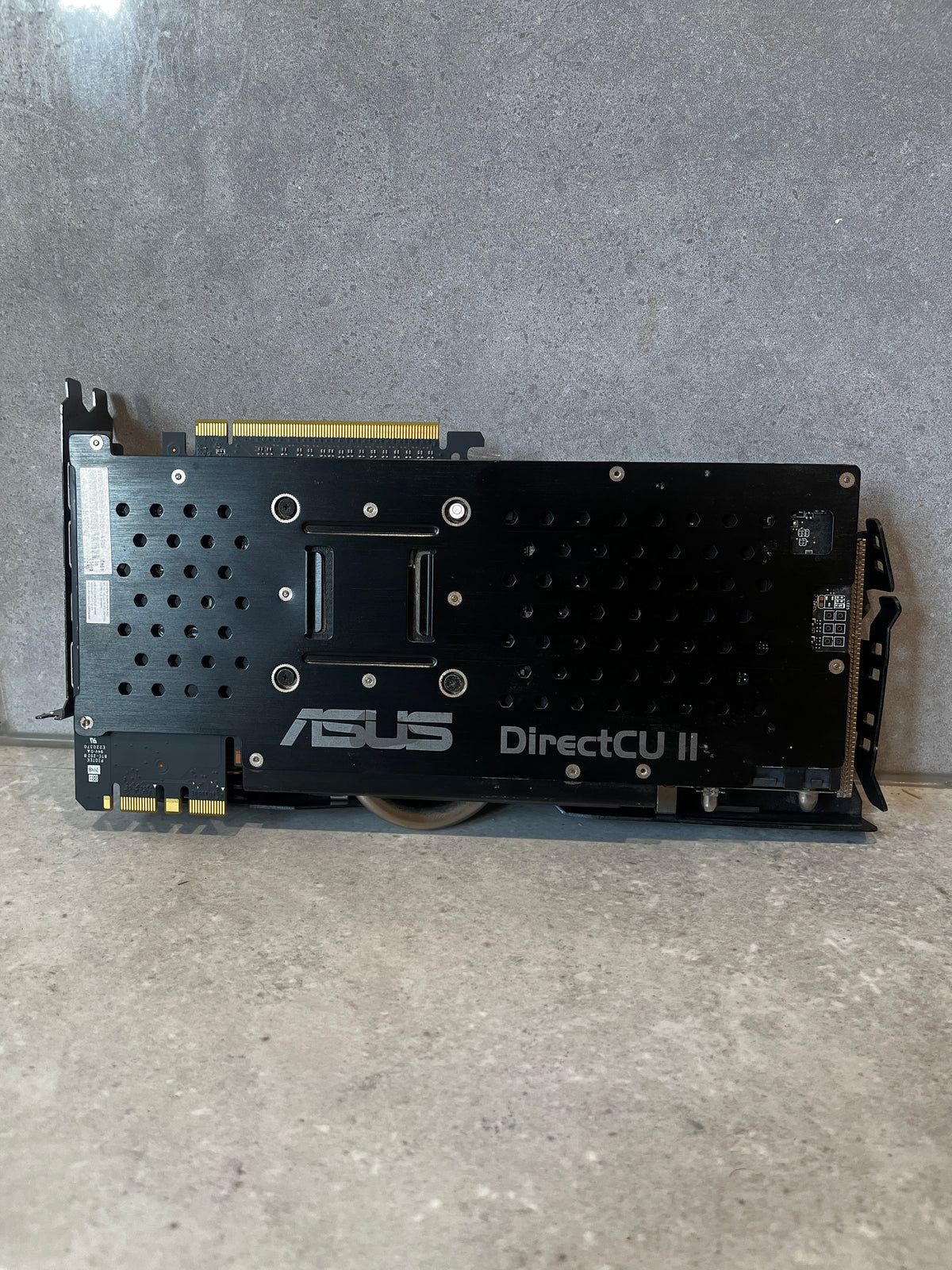 ASUS STRIX GTX 980 DirectCU II OC Graphics card