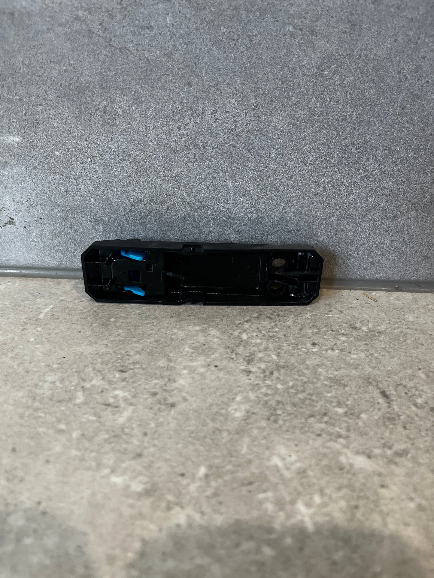 Thermaltake case 3.5 inch bay quick release