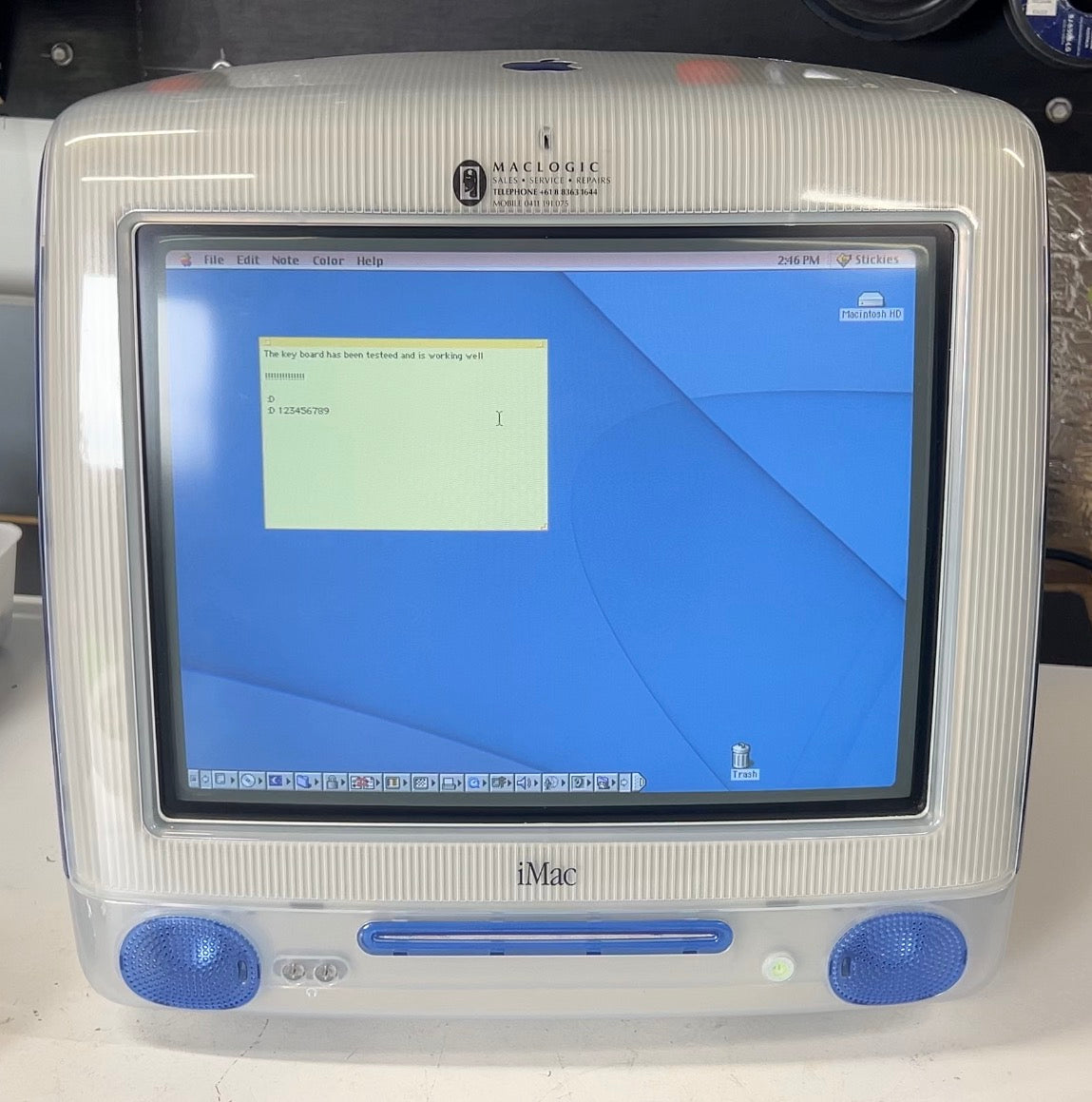 Vintage Apple iMac G3 M5521 with pro keyboard, mouse, manuals & dust covers