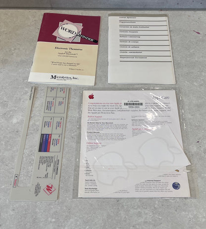 Vintage Apple iMac G3 M5521 with pro keyboard, mouse, manuals & dust covers
