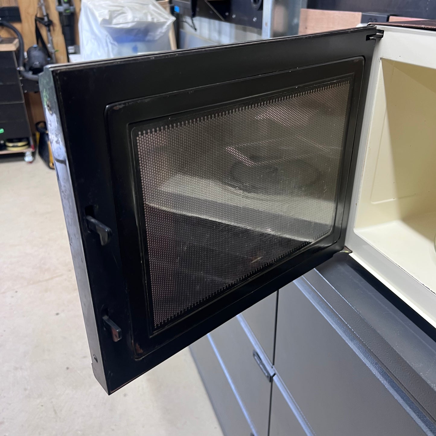 Vintage National Microwave Oven NN-6807