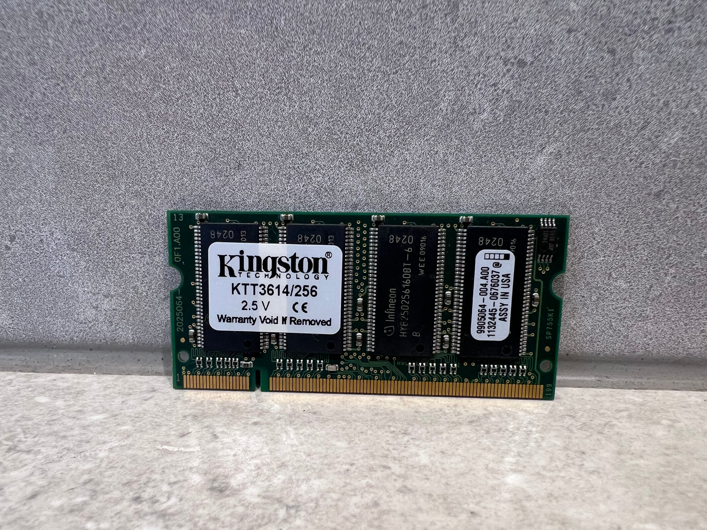 KINGSTON KTT3614/256 2.5V 256MB 200pin SODIMM PC-2100S