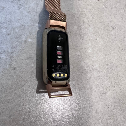 Fitbit Luxe - with charger & extra band