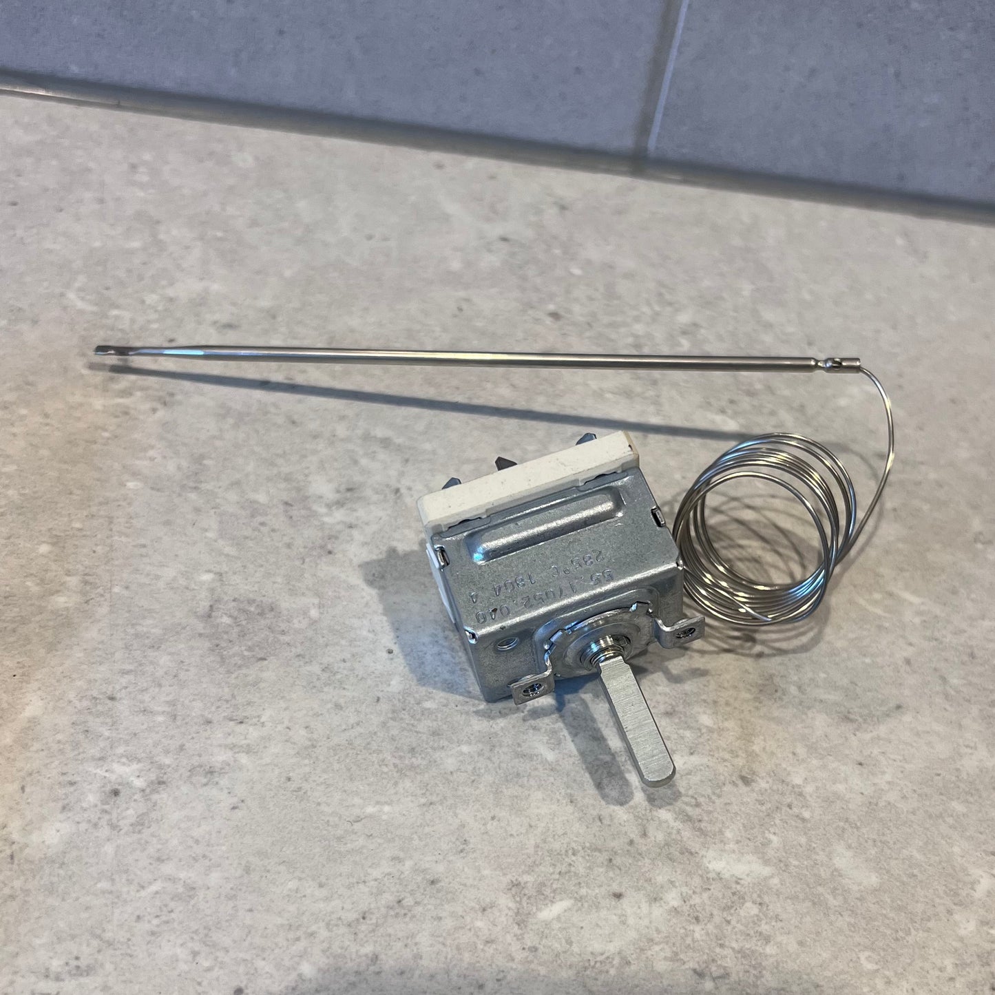 EGO 55.17052.040 Oven Thermostat Single Pole 52-285°c 16a 240v