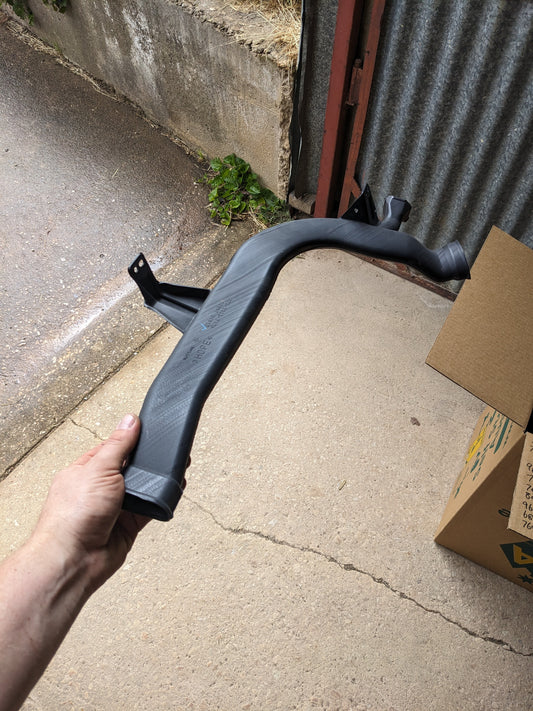 Nissan 27810-3NA0A Nozzle Side DEFROSTER Nissan Leaf ZE1