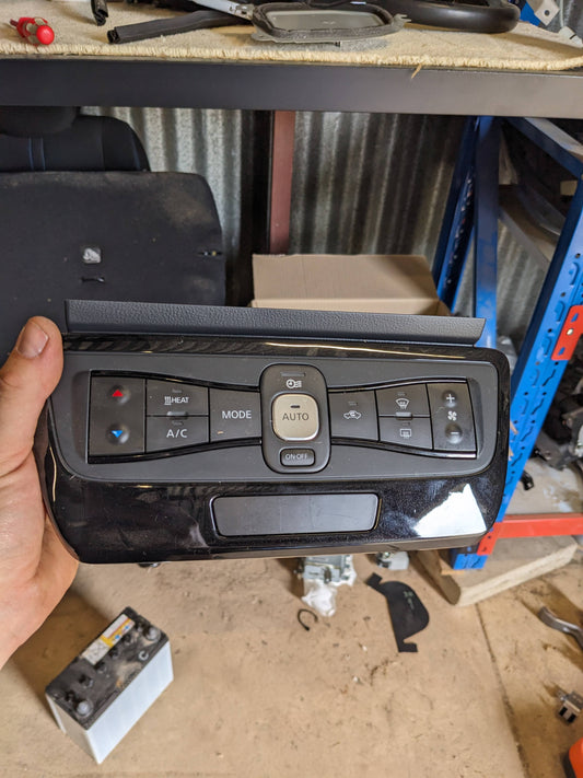 Nissan 27500-5SA0A Controller Assy-Air Conditioner Nissan Leaf ZE1