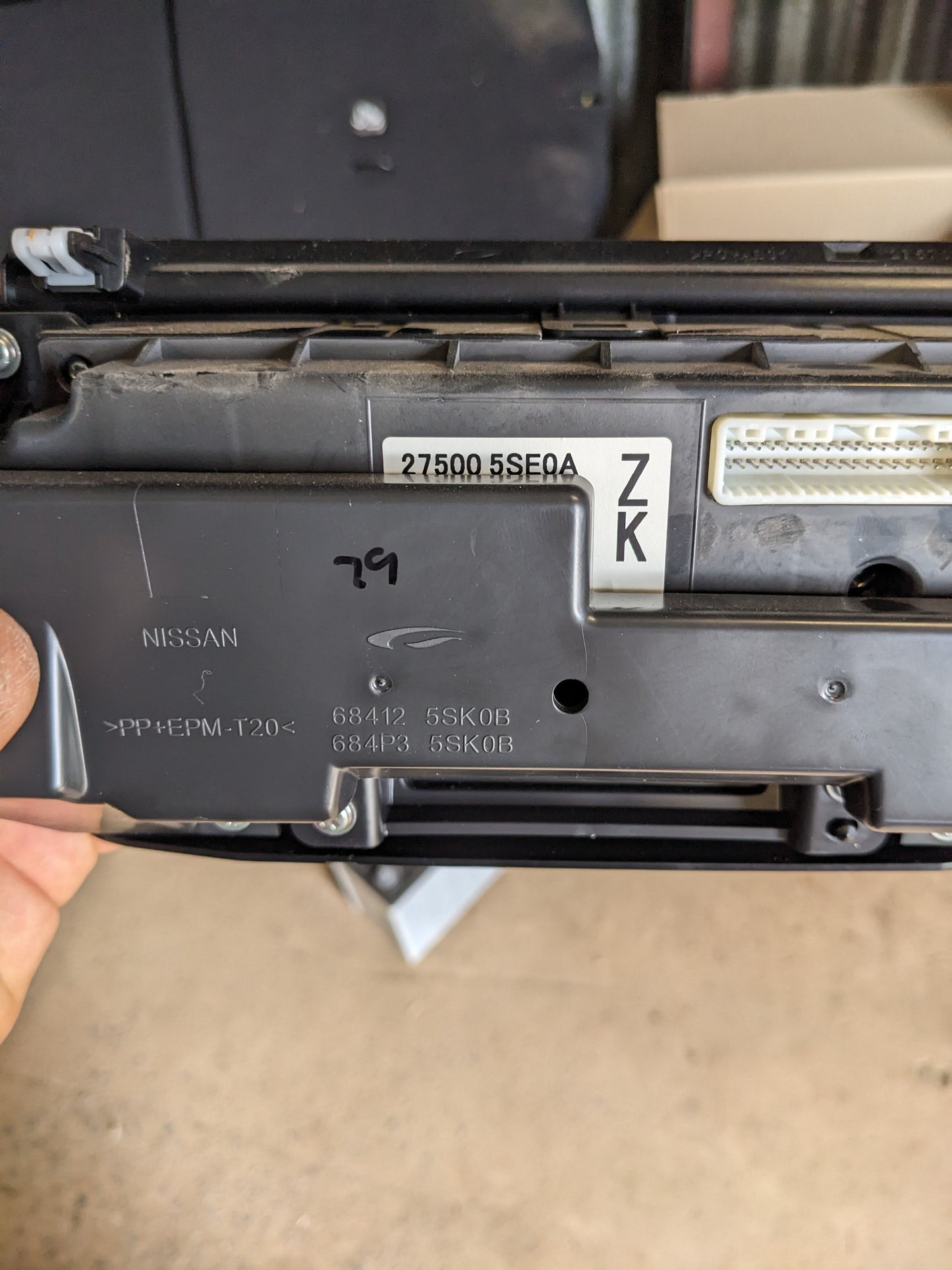 Nissan 27500-5SA0A Controller Assy-Air Conditioner Nissan Leaf ZE1