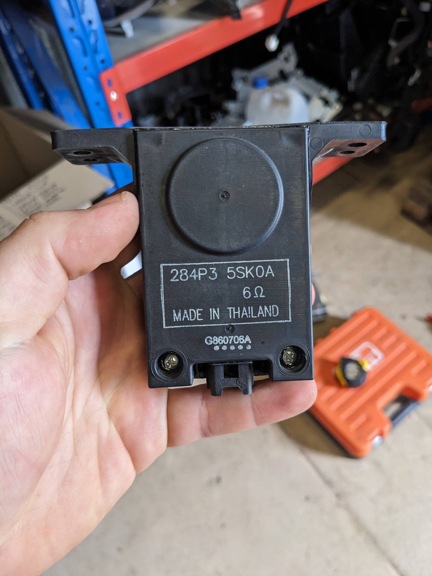 Nissan 284P3-5SK0A Warning Speaker Assembly Nissan Leaf ZE1