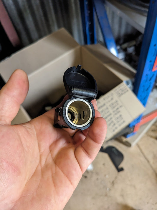 Nissan 5331-3SH0A Socket Assy-Power Cigarette 12V Nissan Leaf ZE1