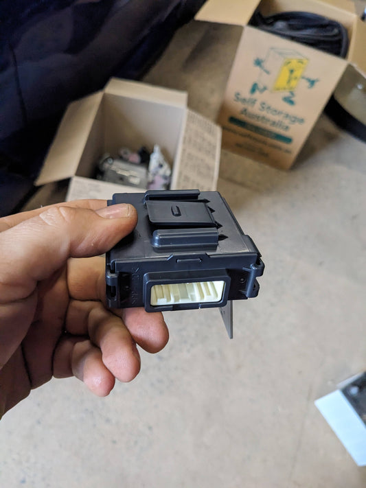 Nissan 476A0-5SG0A Controller Assembly-IDM Nissan Leaf ZE1