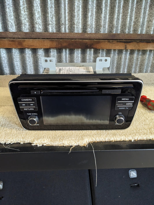 Nissan 25915-5SA0D Cont Assembly Head Unit Stereo Radio Nissan Leaf ZE1