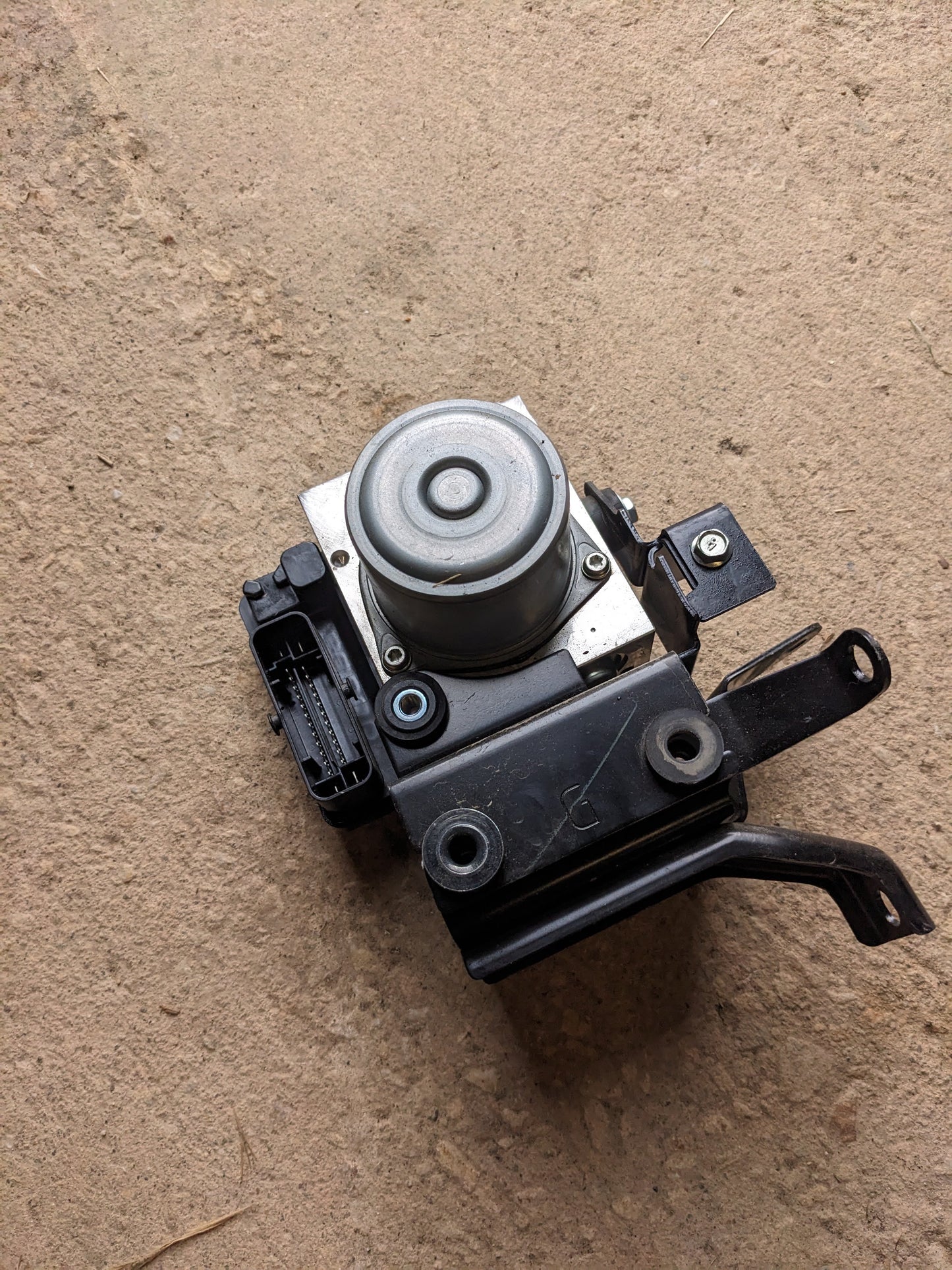 Nissan 47660-5SA0B Aniti Skid Actuator And Ecu ABS Assembly Nissan Leaf ZE1