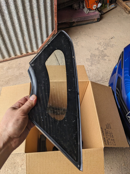 Nissan 76821-3NA0A Glass-Opera Window,LH Nissan Leaf ZE1