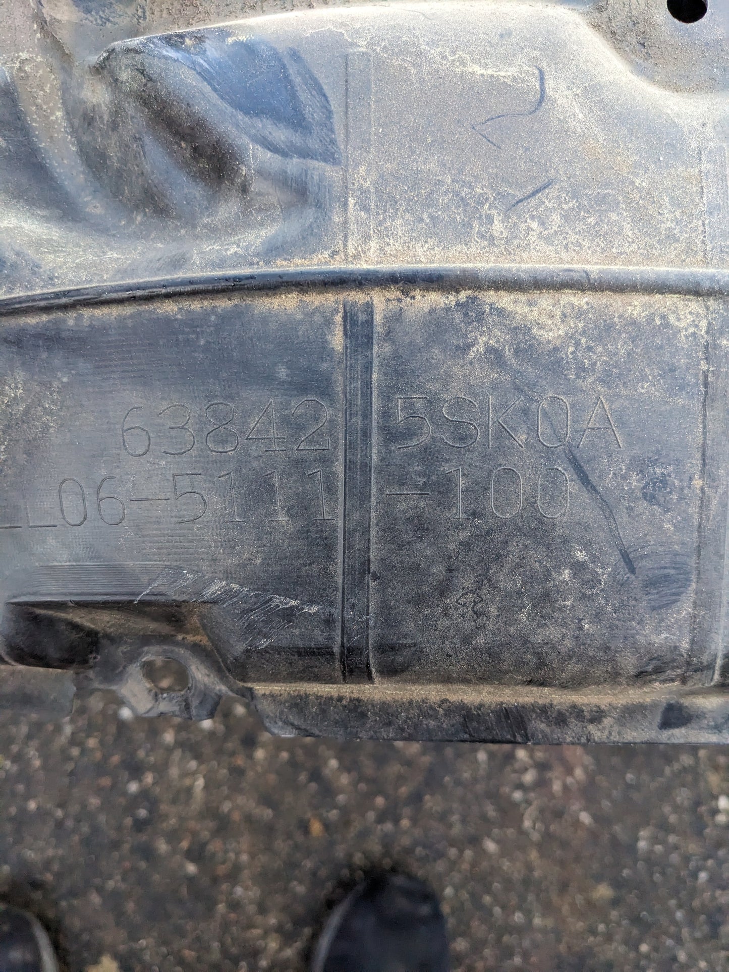 Nissan 63842-5SA0A Protector-Front Fender,RH Nissan Leaf ZE1