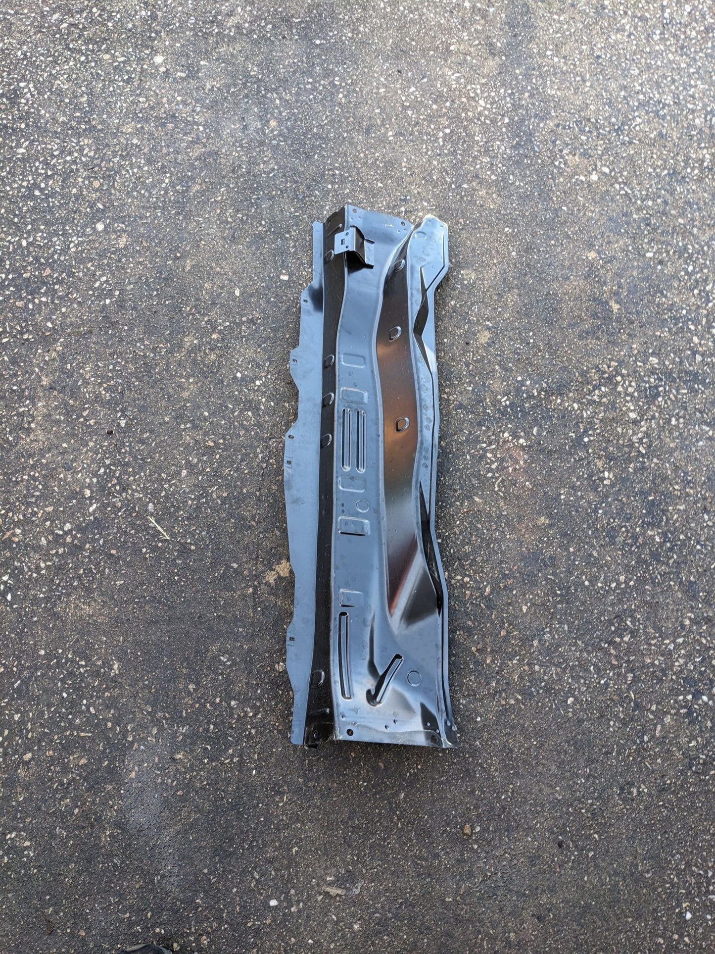 Nissan 66318-3NF0A Extension-Cowl Top Nissan Leaf ZE1