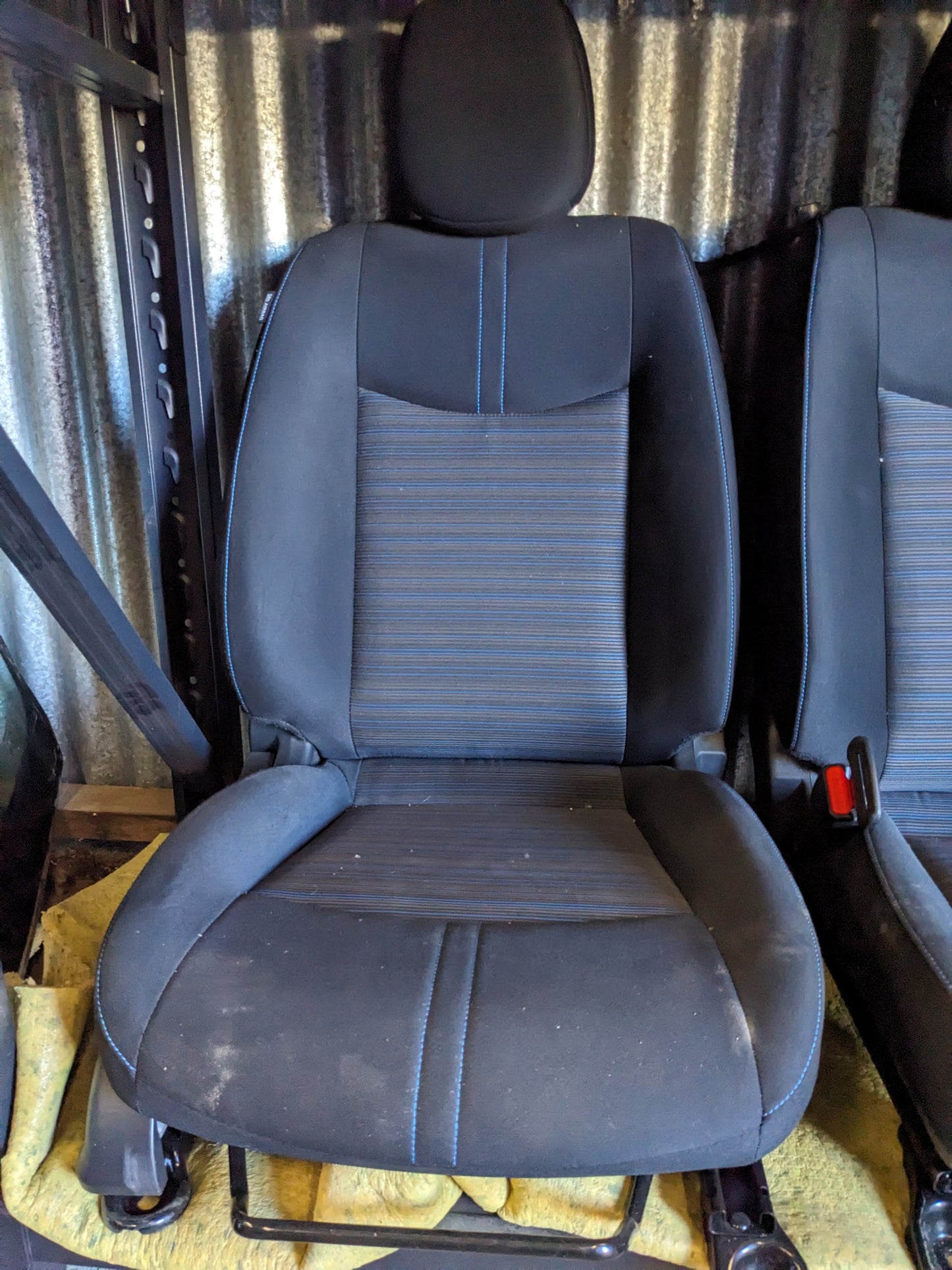 Driver Front Seat Nissan Leaf ZE1