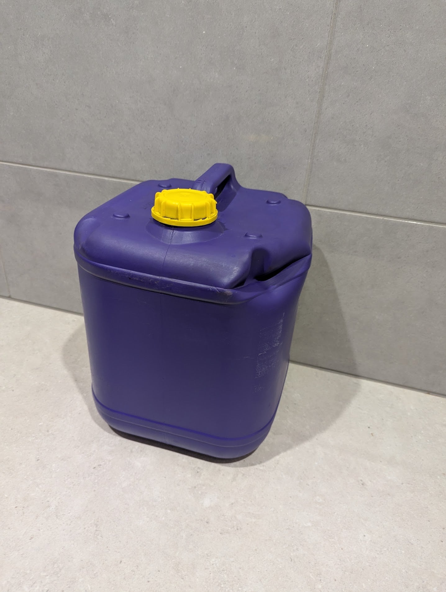 Royal Purple Barrier Fluid GT34 18.9L Pail 5 Gallon