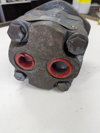 Commercial Hydraulics Hydraulic Gear Motor NOS 1in Shaft P30L 6528