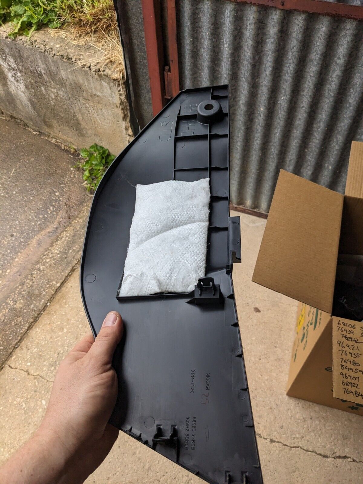 Nissan 68920-5SK0A Cover Assy-Instrument Lower,RH  Nissan Leaf ZE1