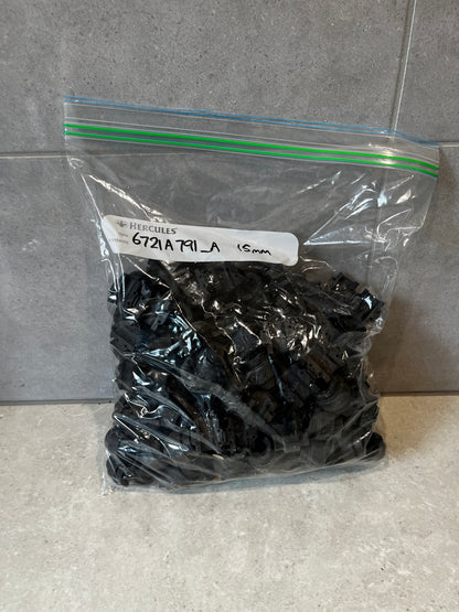 Large bag of black plastic 15mm pipe clamps