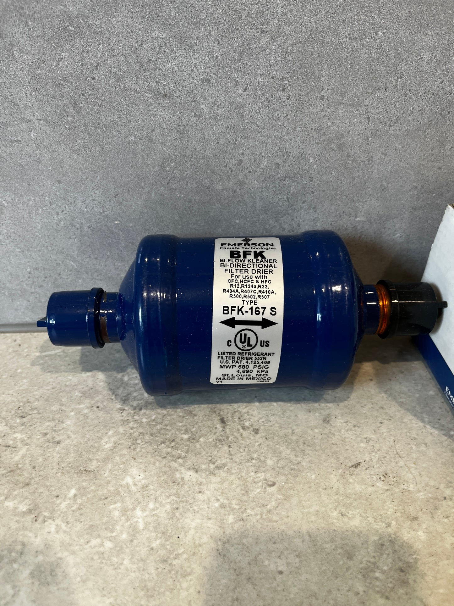 Emerson BFK-167 S bi-directional filter drier close-up