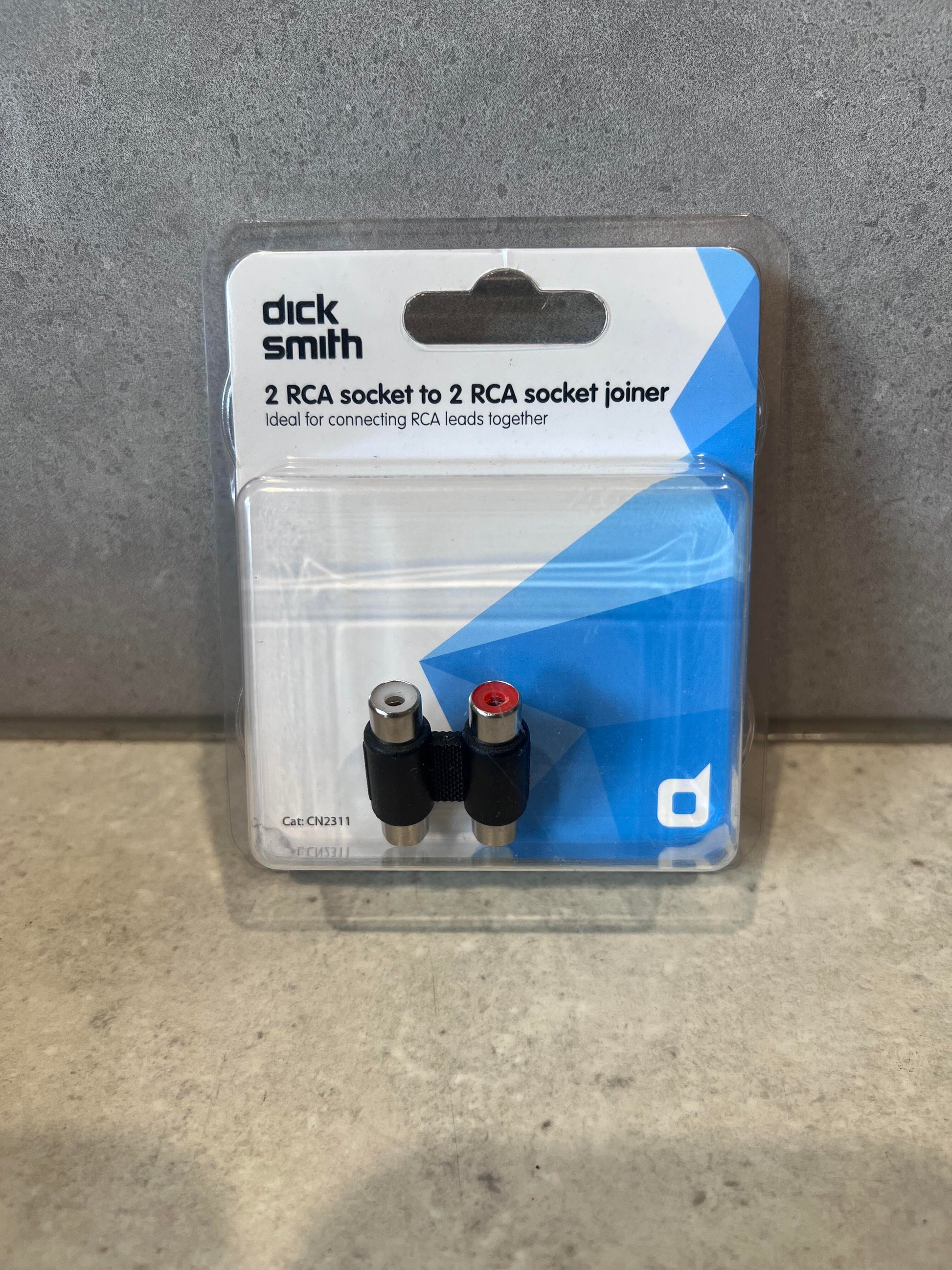 Dick Smith 2 RCA socket to 2 RCA socket joiner in retail packaging
