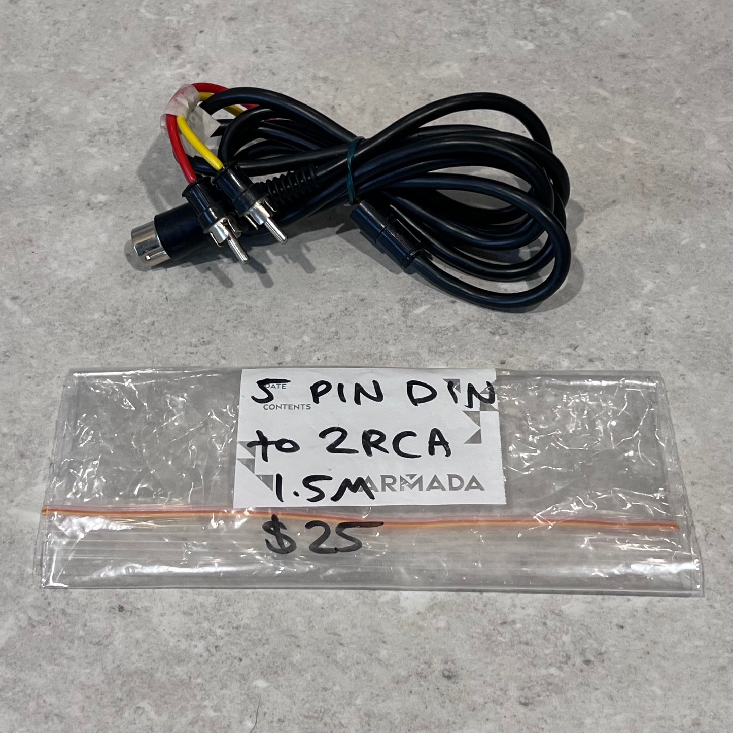 5 Pin DIN to 2 RCA audio cable with labeled packaging