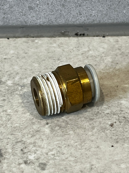 Brass push-to-connect tube fitting with threaded seal