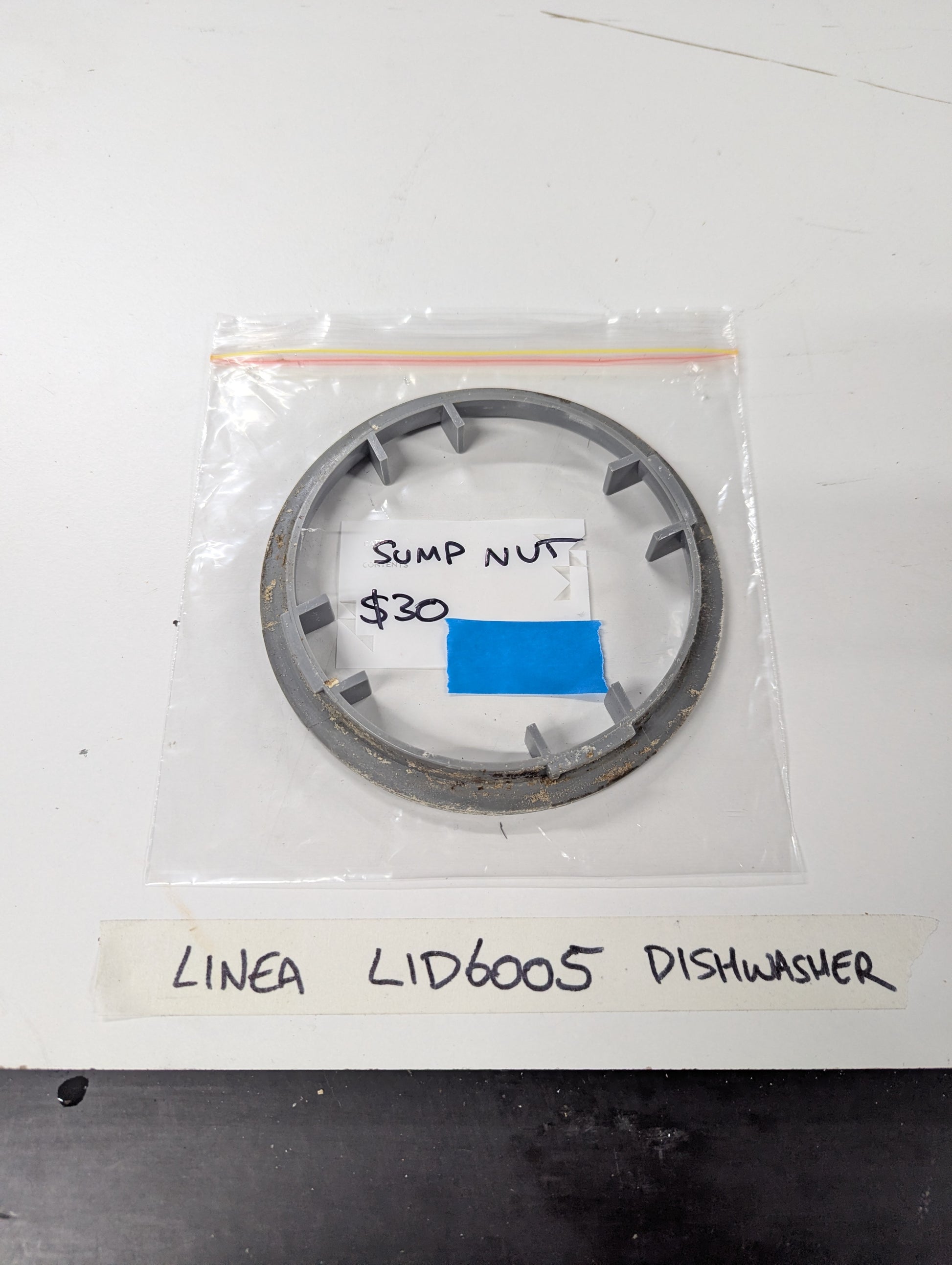 Linea LID6005 dishwasher sump nut replacement part in clear bag