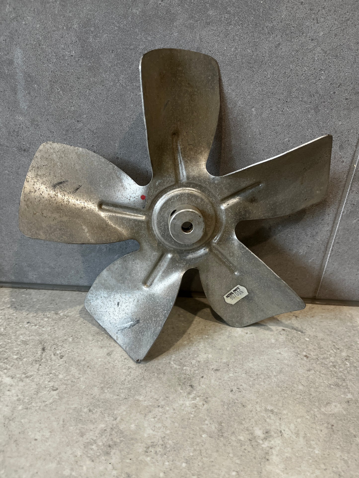 Aluminum fan blade with four blades for fan or HVAC applications