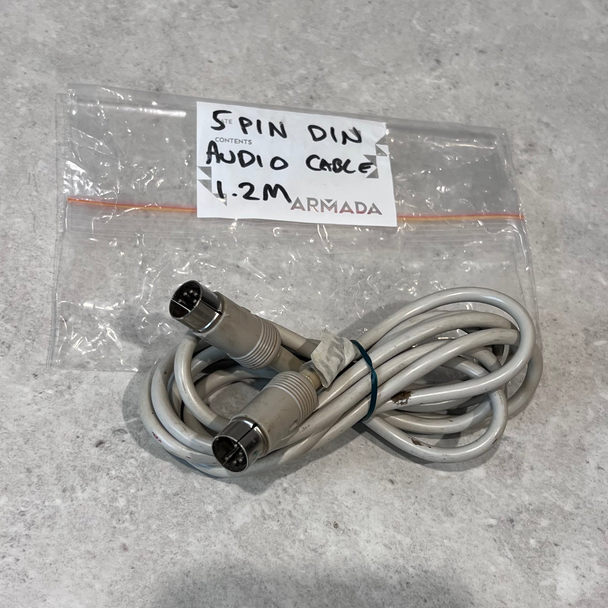 5 Pin DIN audio cable 1.2 meters with connectors