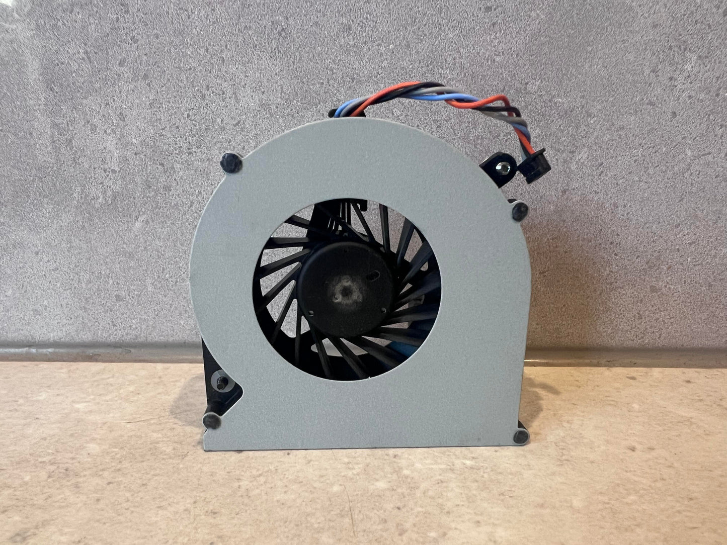 Back view of KSB0505HB laptop cooling fan showing blade assembly