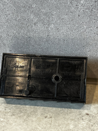 Back view of 6-pole terminal block showing specifications and manufacturer markings