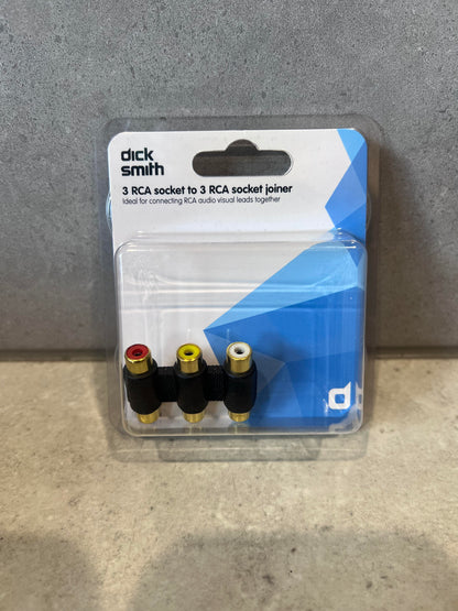 Dick Smith 3 RCA socket to 3 RCA socket joiner in retail packaging
