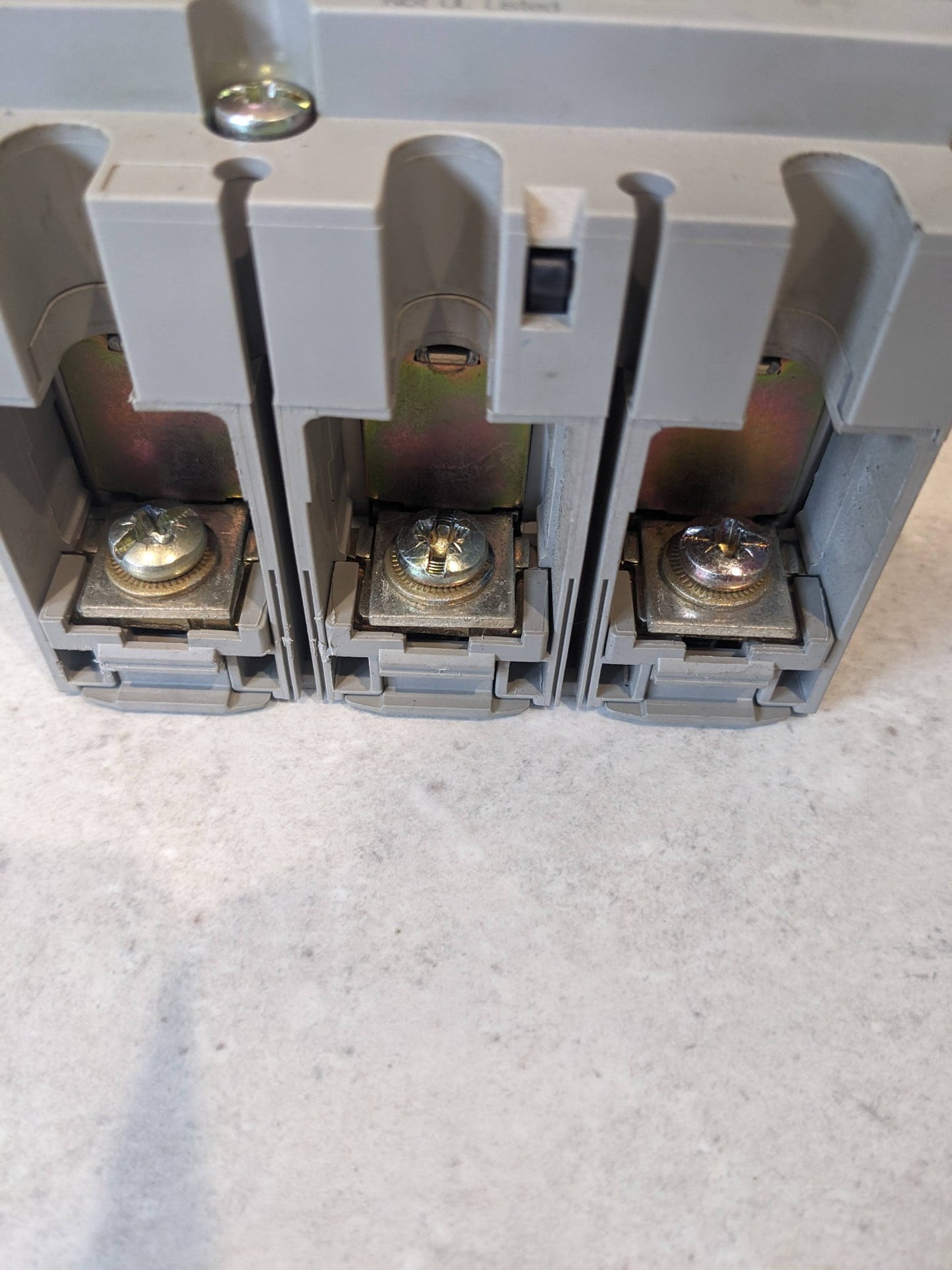 Merlin Gerin NS100N 100A 3P 25kA 750V MA100 Circuit Breaker Motor Protection