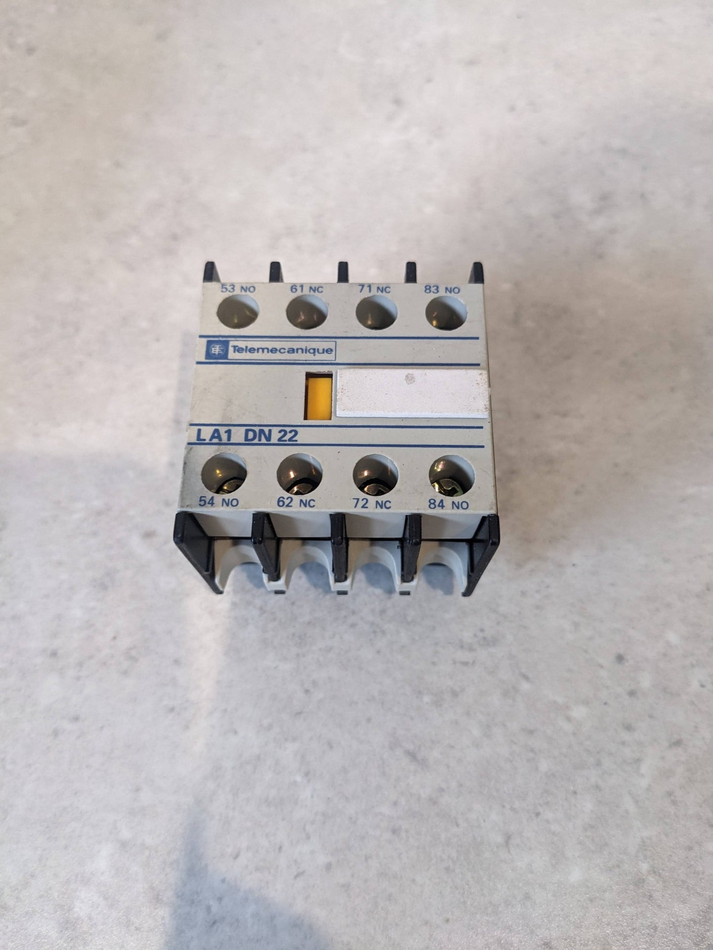 Telemecanique Auxiliary Contact Block LA1-DN22 2NO+ 2NC