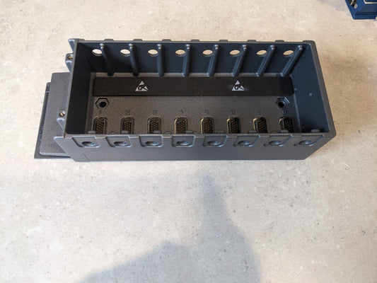 NATIONAL INSTRUMENTS NI cRIO-9118 8 SLOT CHASSIS