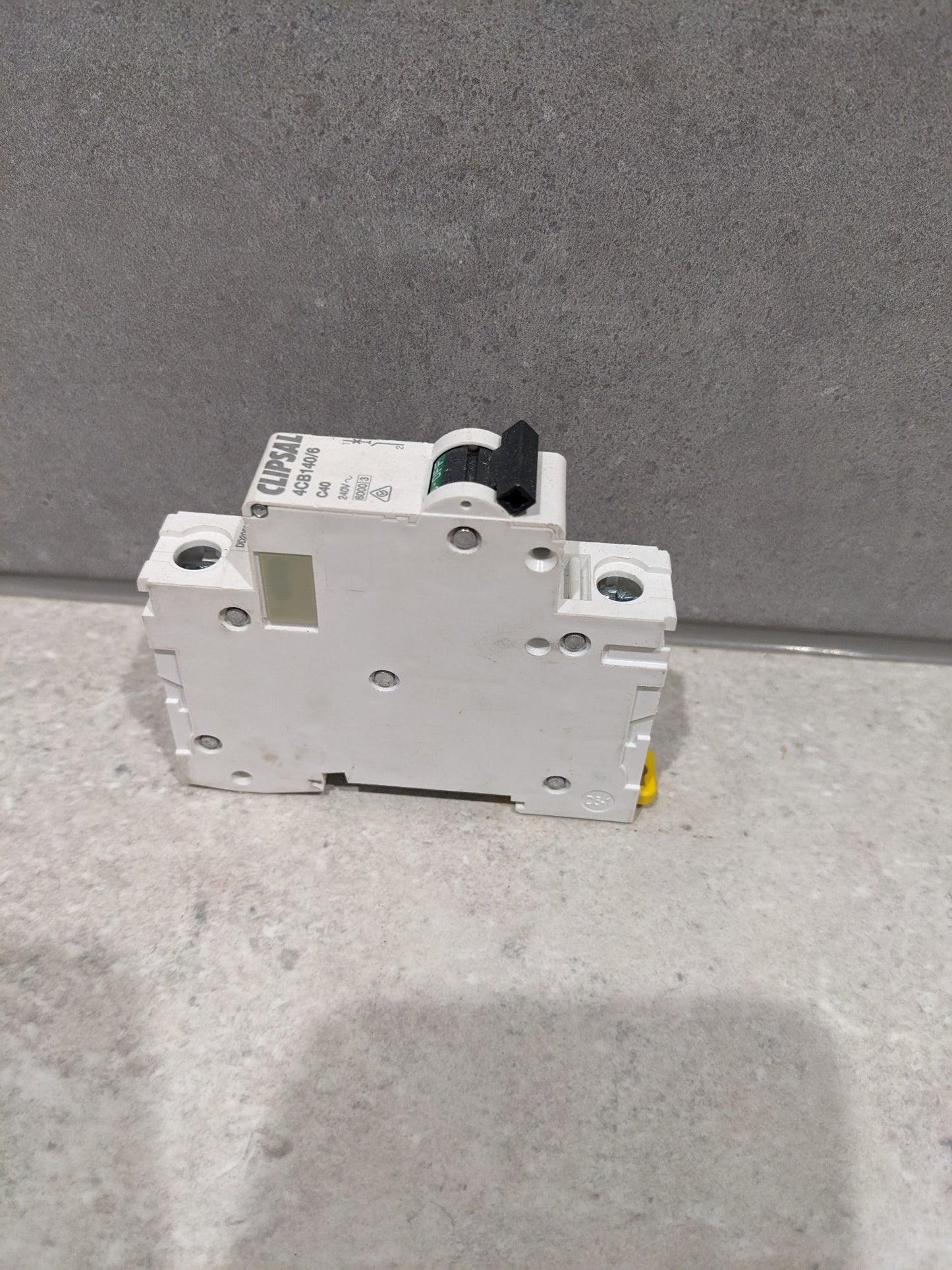 Clipsal 40 Amp MAX4 Miniature Circuit Breaker MCB C Curve 1 Pole 6kA