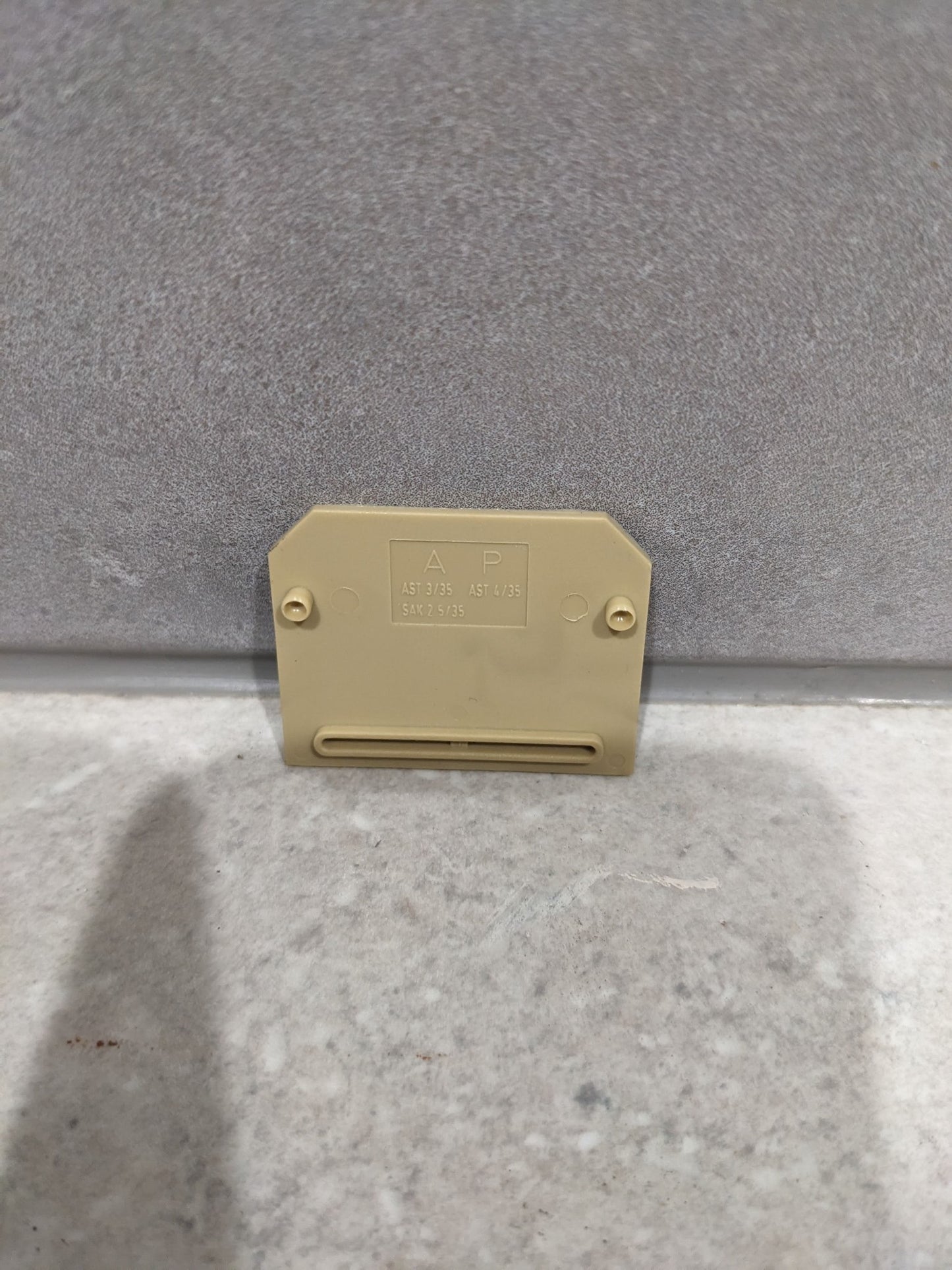 WEIDMULLER TERMINAL END PLATE AP SAK2,5/35 +AST3+4 0460560000  QTY 1