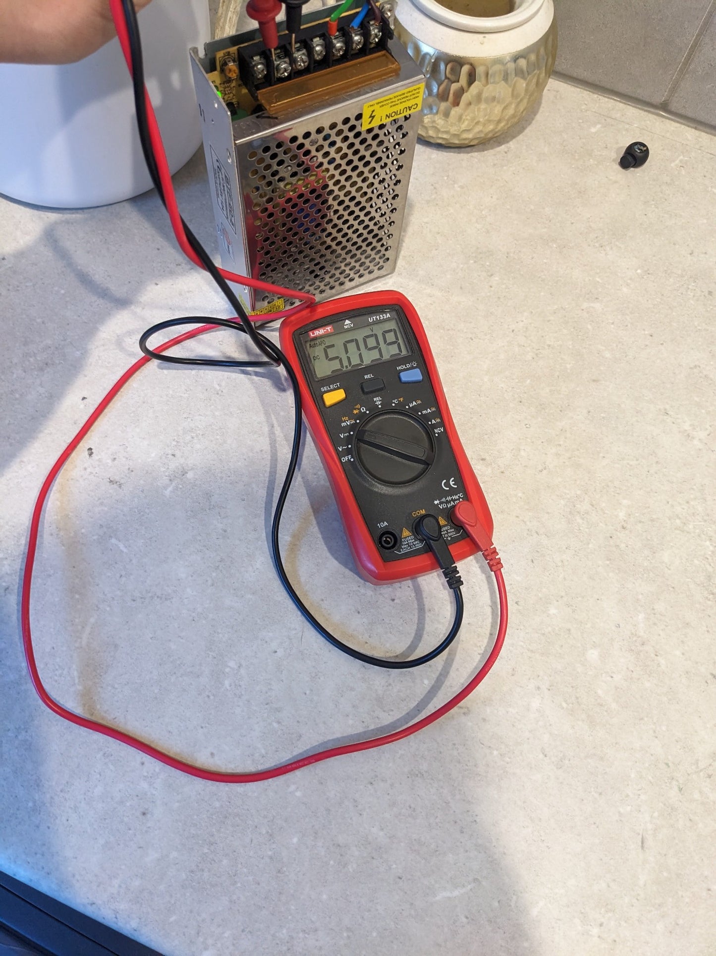 5V DC 60W Enclosed Switchmode Power Supply 5V 12A