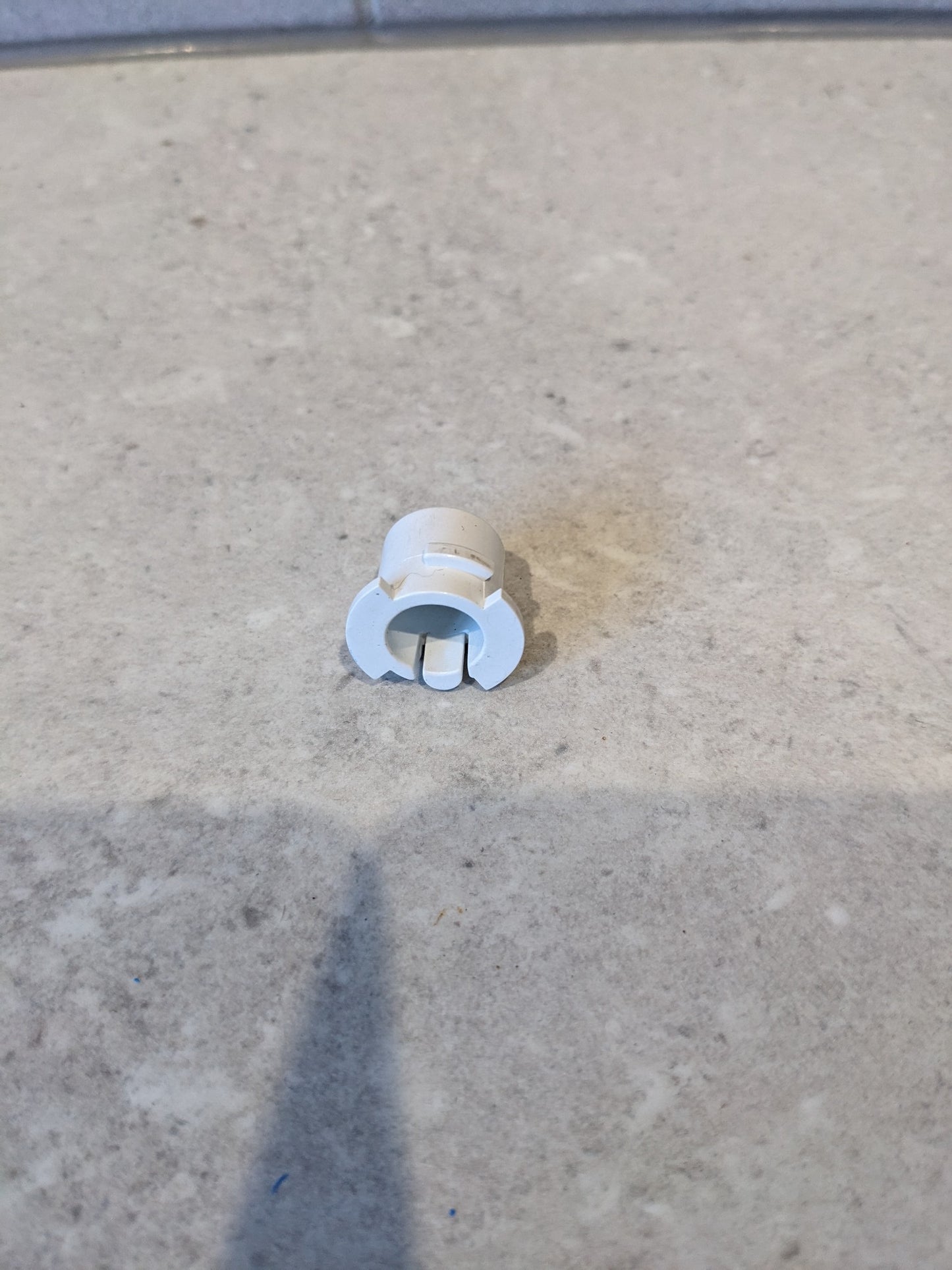 132016320 ELECTROLUX FL WASHER DOOR SAFETY BUTTON EWF1087